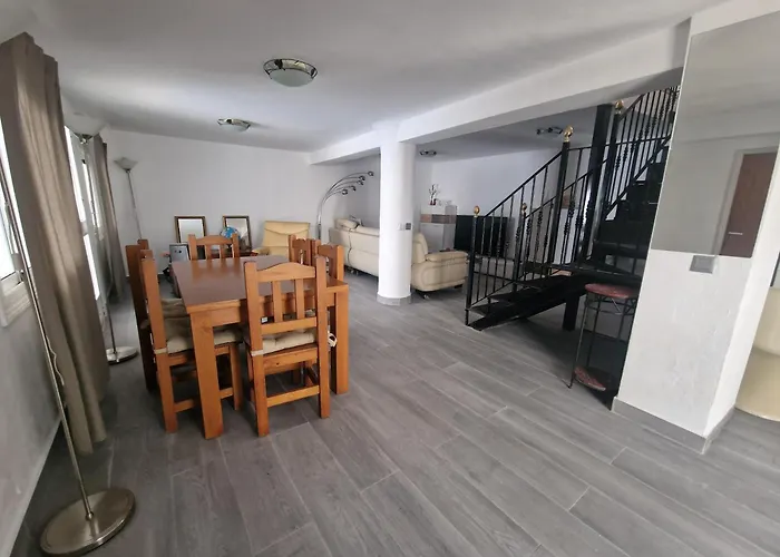 Casa Clavel